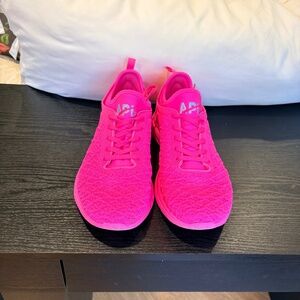 APL TechLoom Phantom – Core Collection | Lightweight, Stylish, Comfortable